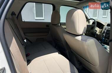 Внедорожник / Кроссовер Ford Escape 2012 в 