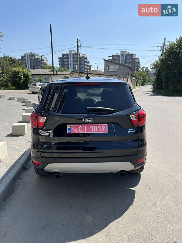 Внедорожник / Кроссовер Ford Escape 2019 в Ивано-Франковске фото 5 Внедорожник / Кроссовер Ford Escape 2019 в Ивано-Франковске