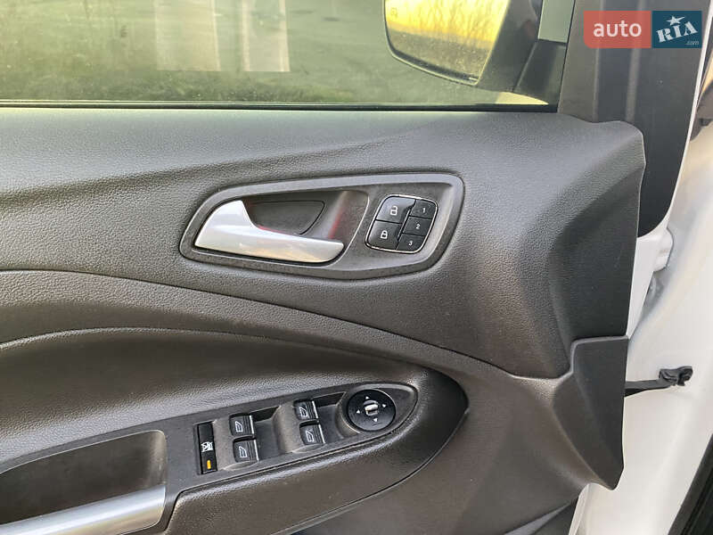 Внедорожник / Кроссовер Ford Escape 2012 в Мельнице-Подольской