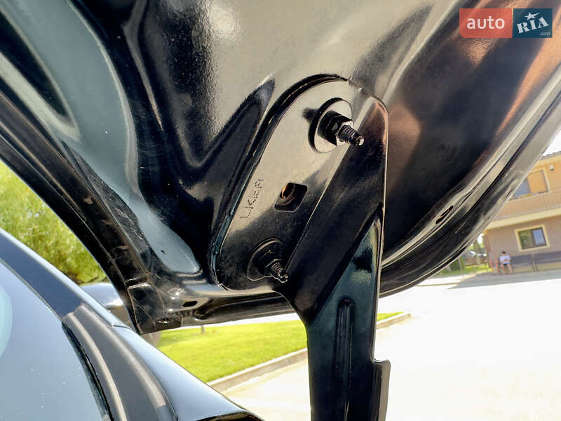 Внедорожник / Кроссовер Ford Escape 2017 в Киеве