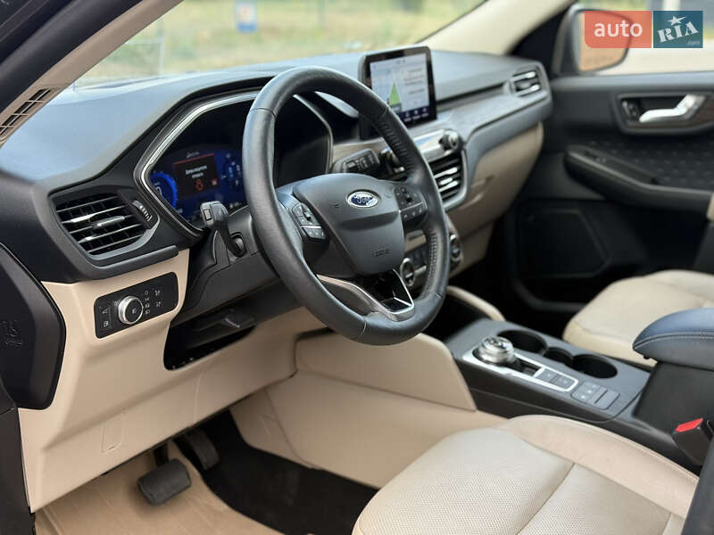 Внедорожник / Кроссовер Ford Escape 2020 в Днепре