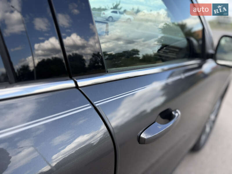 Внедорожник / Кроссовер Ford Escape 2020 в Днепре
