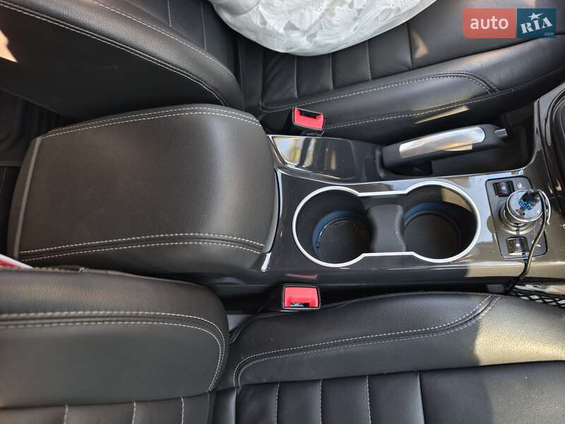 Внедорожник / Кроссовер Ford Escape 2014 в Одессе