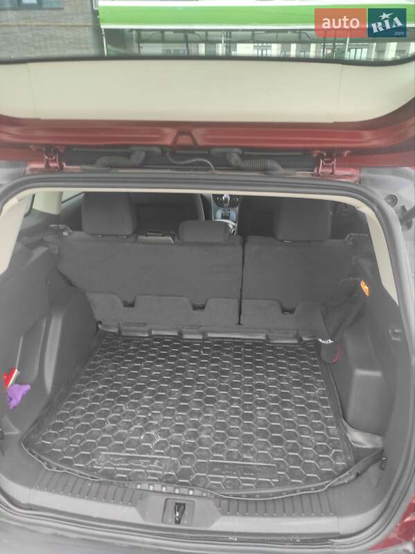 Внедорожник / Кроссовер Ford Escape 2014 в Ивано-Франковске