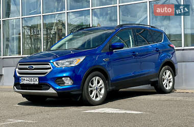 Внедорожник / Кроссовер Ford Escape 2018 в 
