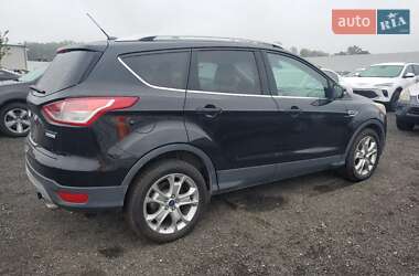 Внедорожник / Кроссовер Ford Escape 2016 в 