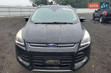 Внедорожник / Кроссовер Ford Escape 2016 в 