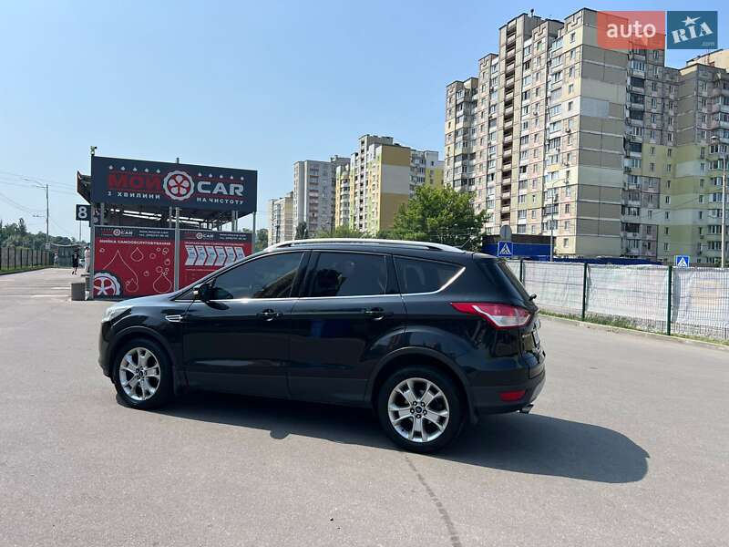 Внедорожник / Кроссовер Ford Escape 2014 в Киеве