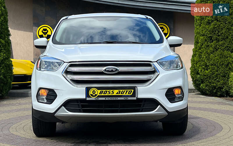 Внедорожник / Кроссовер Ford Escape 2017 в Львове
