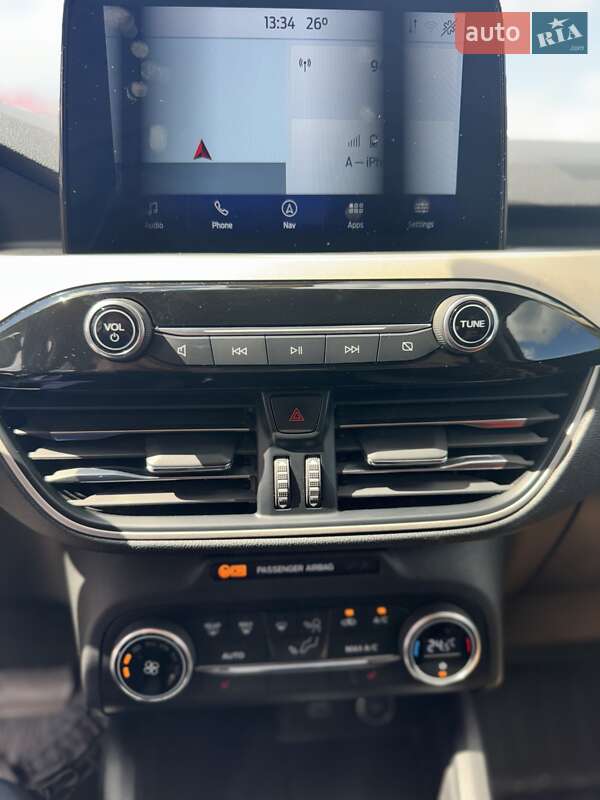 Внедорожник / Кроссовер Ford Escape 2020 в Киеве