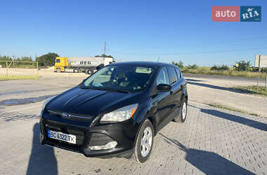 Внедорожник / Кроссовер Ford Escape 2015 в 