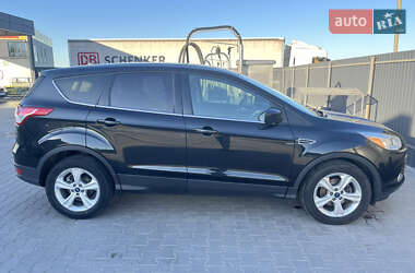 Внедорожник / Кроссовер Ford Escape 2015 в 