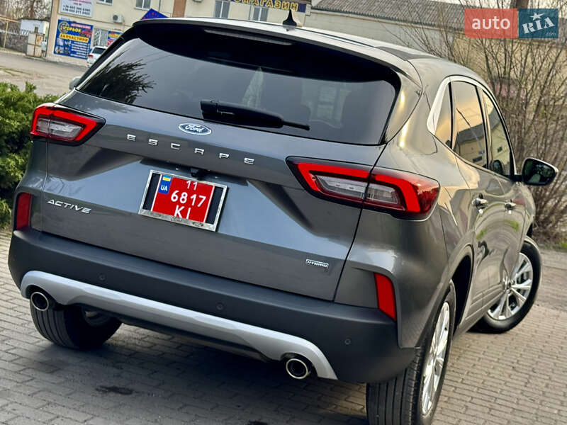 Внедорожник / Кроссовер Ford Escape 2023 в Днепре