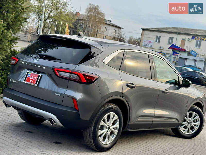Внедорожник / Кроссовер Ford Escape 2023 в Днепре