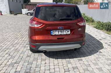 Внедорожник / Кроссовер Ford Escape 2014 в 