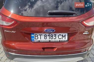 Внедорожник / Кроссовер Ford Escape 2014 в 