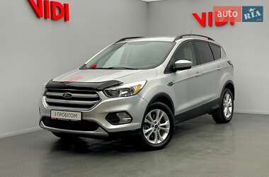 Внедорожник / Кроссовер Ford Escape 2017 в Киеве
