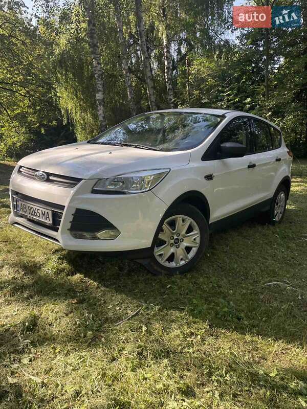 Внедорожник / Кроссовер Ford Escape 2015 в Виннице