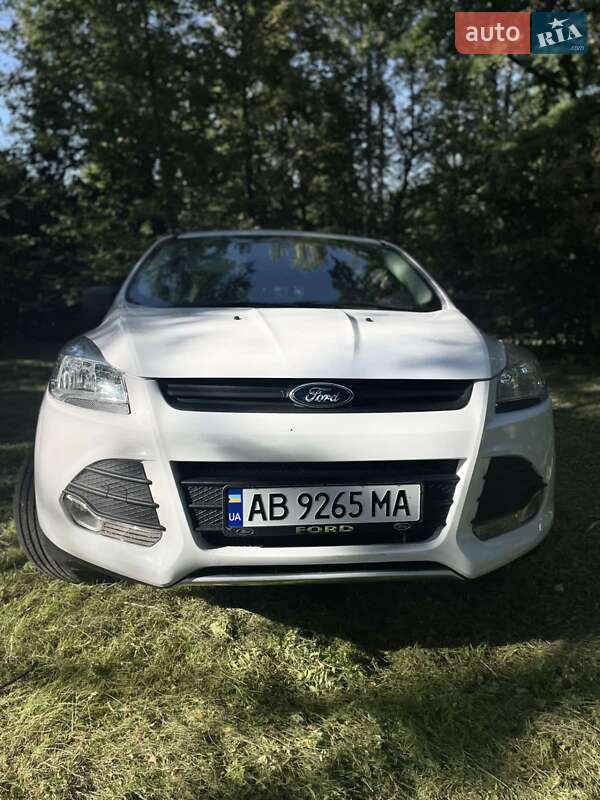 Внедорожник / Кроссовер Ford Escape 2015 в Виннице