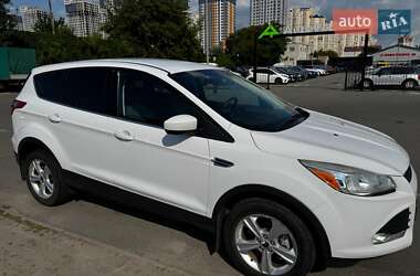 Внедорожник / Кроссовер Ford Escape 2014 в 
