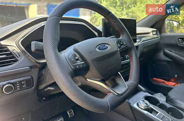 Внедорожник / Кроссовер Ford Escape 2023 в 