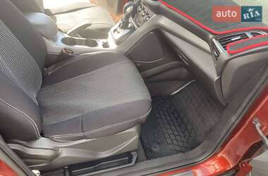 Внедорожник / Кроссовер Ford Escape 2014 в 