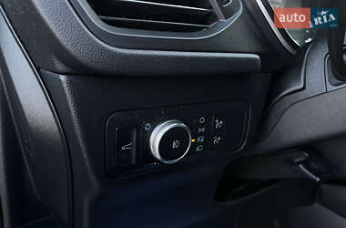 Внедорожник / Кроссовер Ford Escape 2020 в 