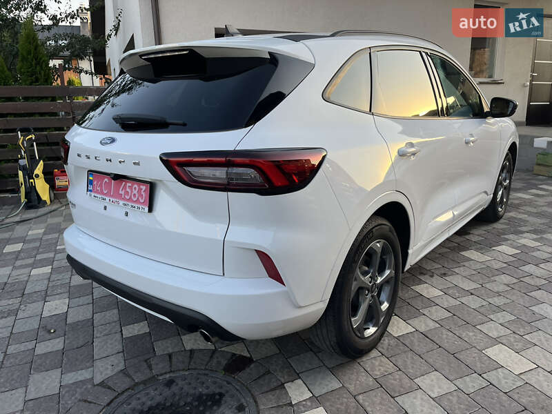 Внедорожник / Кроссовер Ford Escape 2023 в Львове