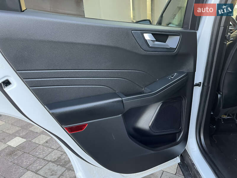Внедорожник / Кроссовер Ford Escape 2023 в Львове