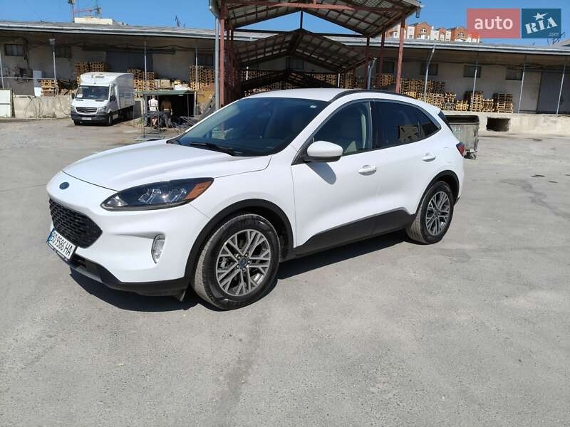 Внедорожник / Кроссовер Ford Escape 2019 в Тернополе