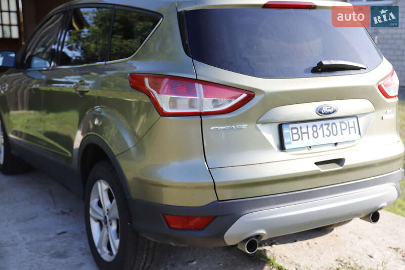 Внедорожник / Кроссовер Ford Escape 2012 в Чечельнике