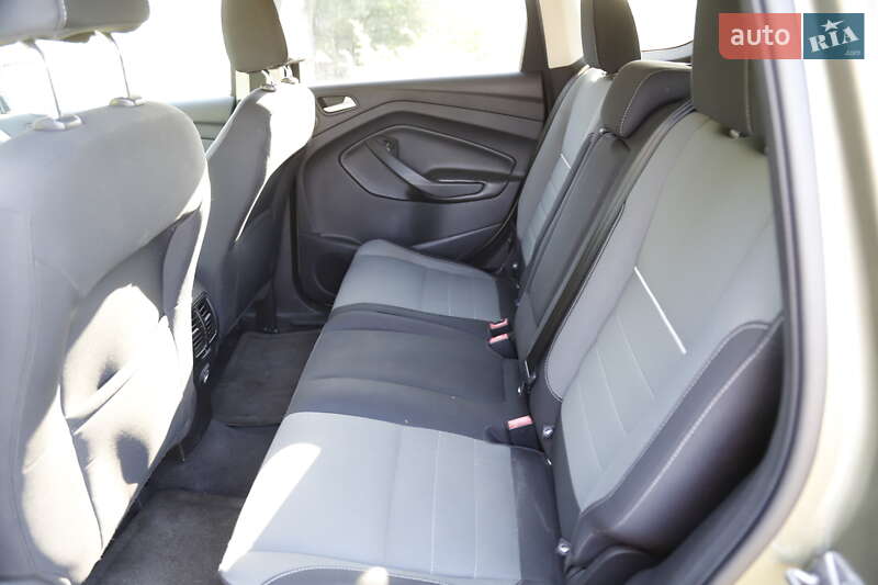 Внедорожник / Кроссовер Ford Escape 2012 в Чечельнике