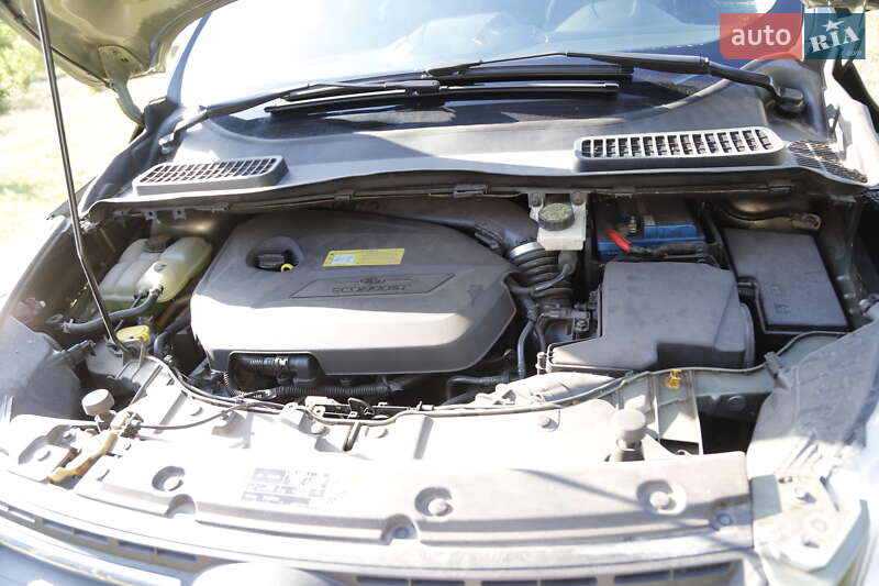 Внедорожник / Кроссовер Ford Escape 2012 в Чечельнике
