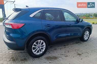 Внедорожник / Кроссовер Ford Escape 2019 в 