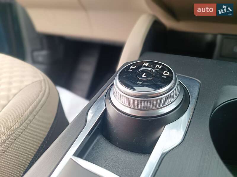 Внедорожник / Кроссовер Ford Escape 2019 в Золочеве