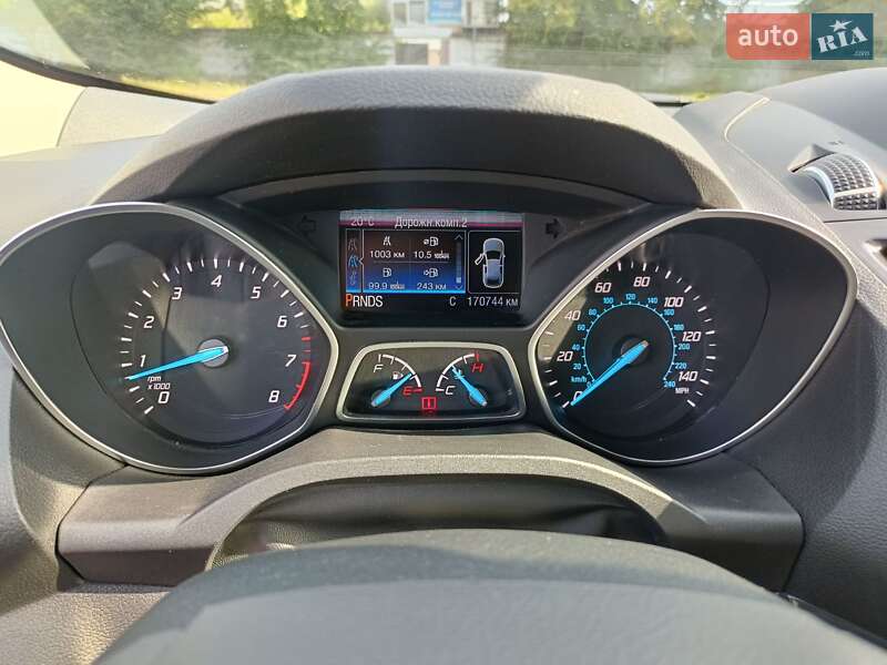 Внедорожник / Кроссовер Ford Escape 2014 в Ровно