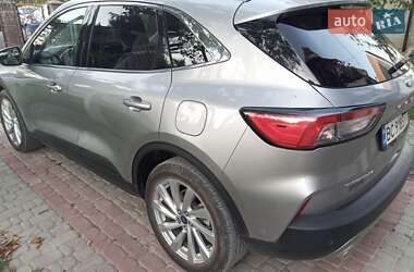 Внедорожник / Кроссовер Ford Escape 2021 в 