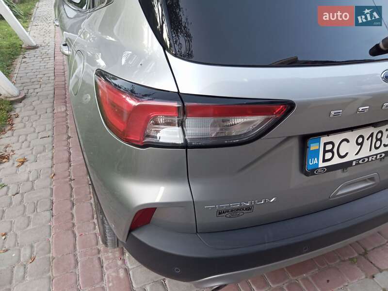 Внедорожник / Кроссовер Ford Escape 2021 в Николаеве