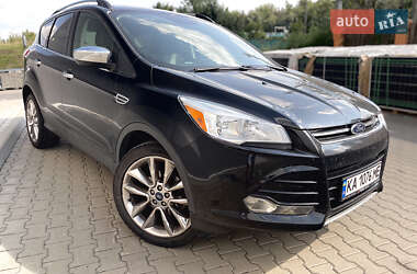 Внедорожник / Кроссовер Ford Escape 2015 в 