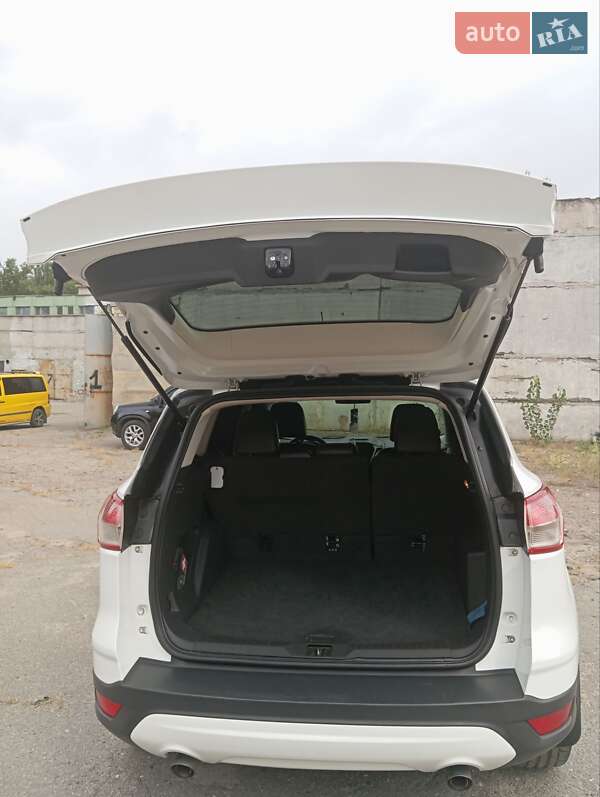 Внедорожник / Кроссовер Ford Escape 2014 в Каменском