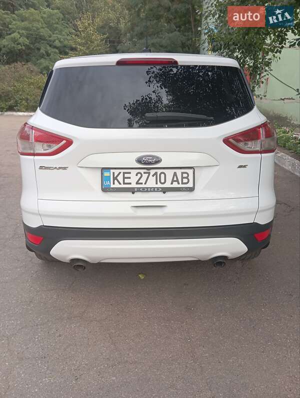 Внедорожник / Кроссовер Ford Escape 2014 в Каменском
