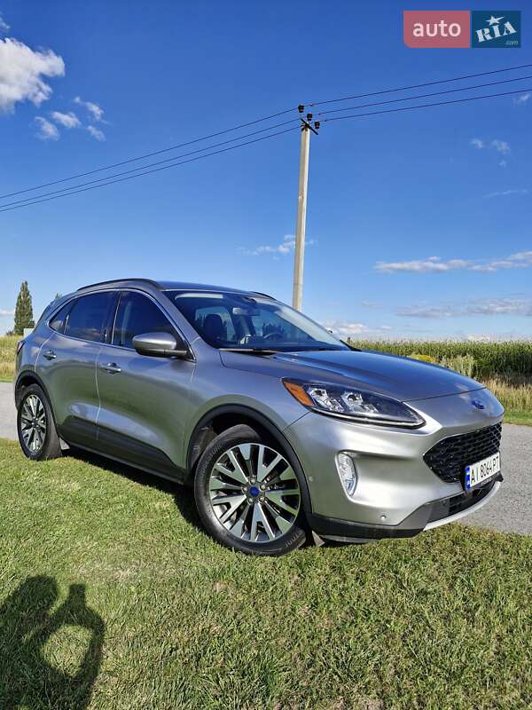 Внедорожник / Кроссовер Ford Escape 2021 в Киеве