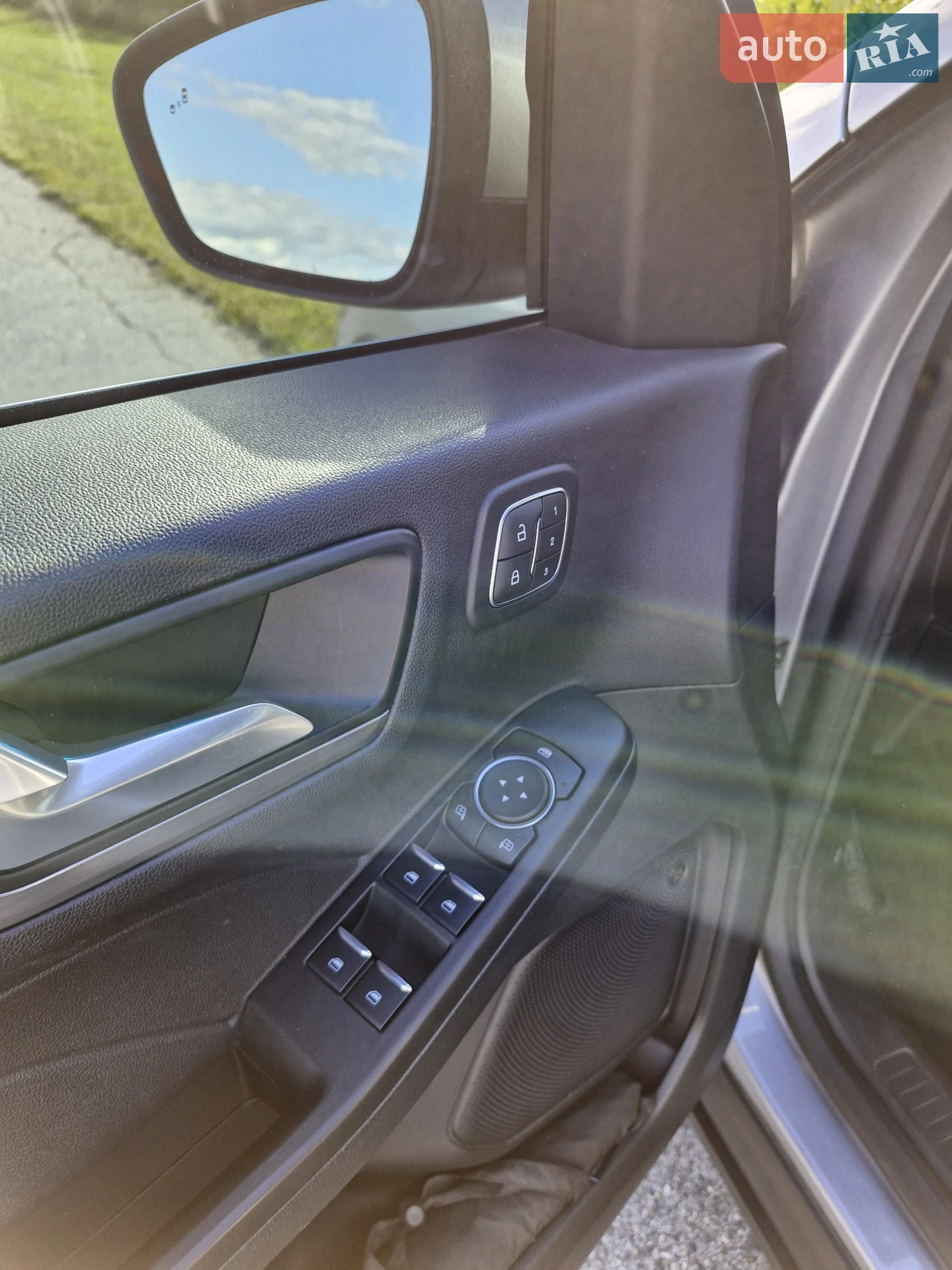 2021 Ford Escape - мініатюра 26