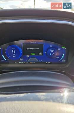 Внедорожник / Кроссовер Ford Escape 2021 в 