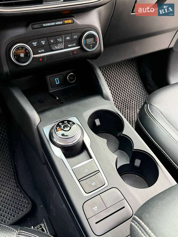 Позашляховик / Кросовер Ford Escape 2020 в Хмельницькому