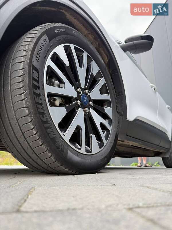 Позашляховик / Кросовер Ford Escape 2020 в Хмельницькому