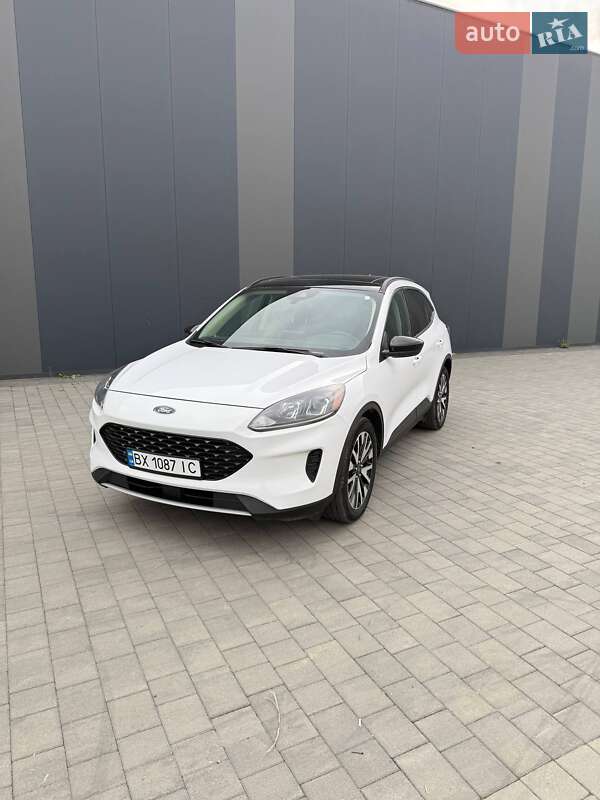 Позашляховик / Кросовер Ford Escape 2020 в Хмельницькому