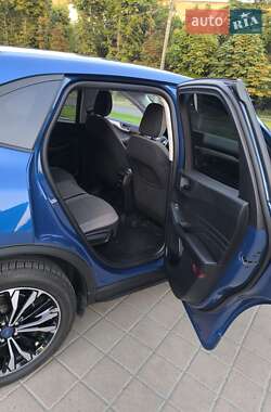 Внедорожник / Кроссовер Ford Escape 2022 в 