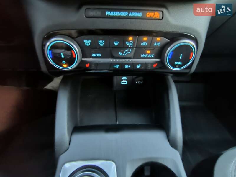 Внедорожник / Кроссовер Ford Escape 2022 в Черкассах