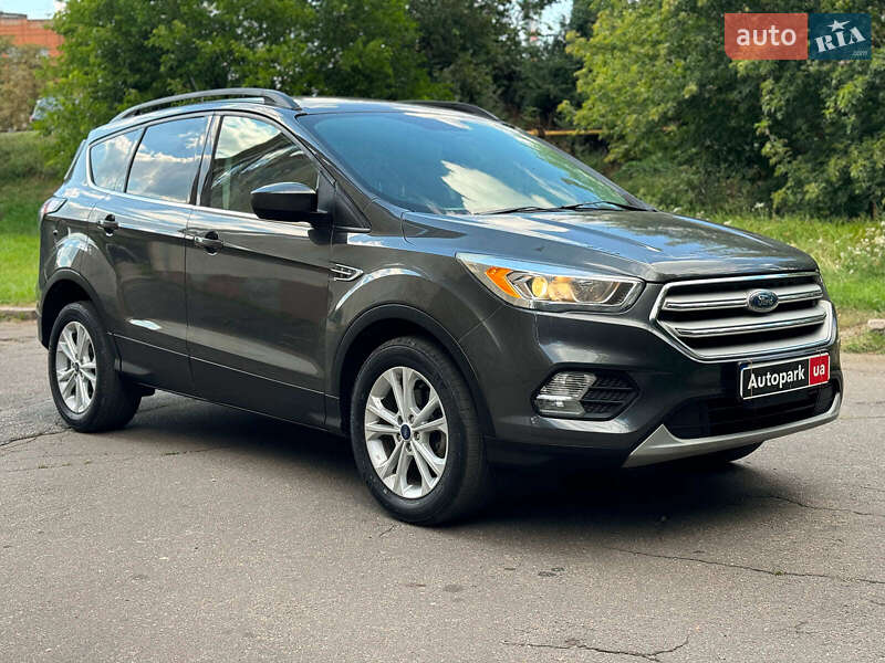 Внедорожник / Кроссовер Ford Escape 2018 в Виннице